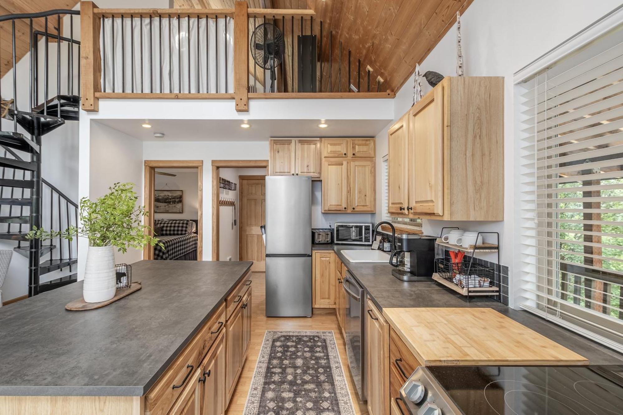 Raven Haven Lodge By Nw Comfy Cabins เลเวนเวิร์ท ภายนอก รูปภาพ